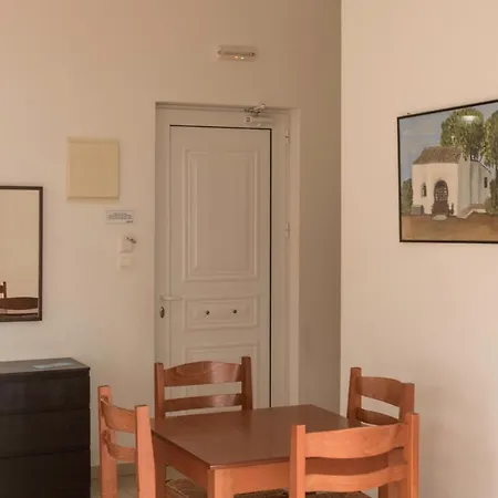 Sifis Ξενοδοχείο 2*