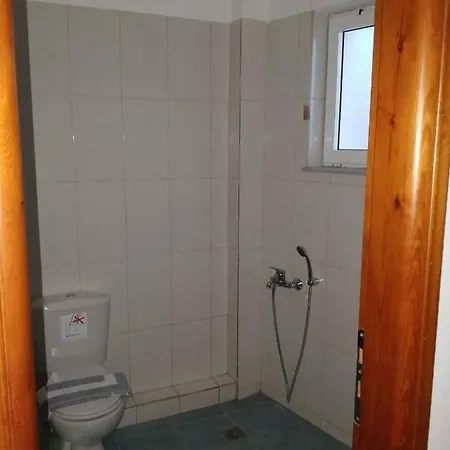 Ξενοδοχείο Sifis 2*